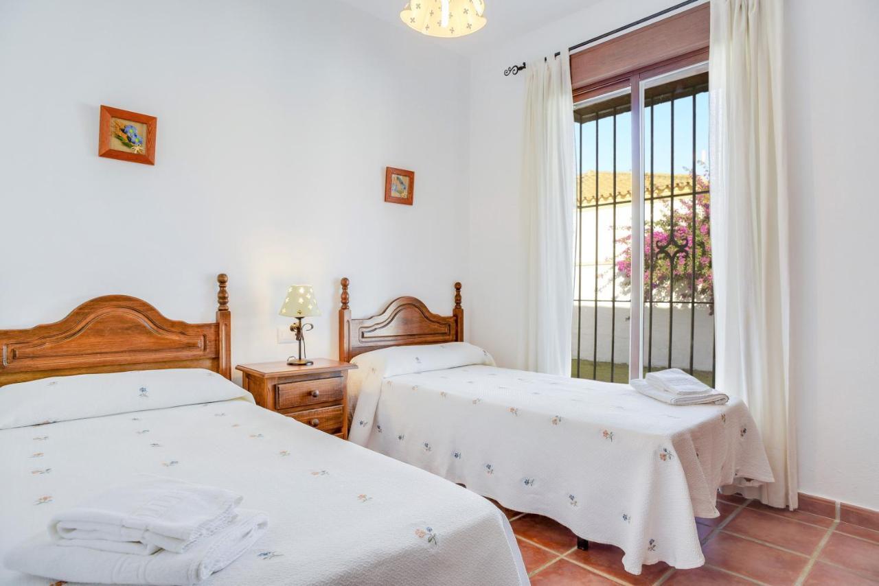 Casa Villanueva 2 - Solo Familias โกนิล เด ลาฟรอนเตรา ภายนอก รูปภาพ