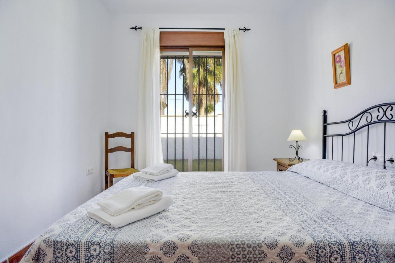 Casa Villanueva 2 - Solo Familias โกนิล เด ลาฟรอนเตรา ภายนอก รูปภาพ