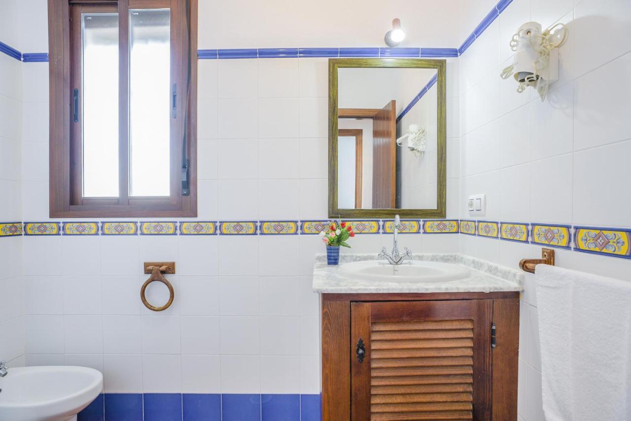 Casa Villanueva 2 - Solo Familias โกนิล เด ลาฟรอนเตรา ภายนอก รูปภาพ