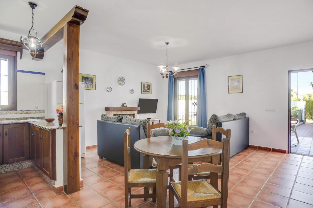 Casa Villanueva 2 - Solo Familias โกนิล เด ลาฟรอนเตรา ภายนอก รูปภาพ